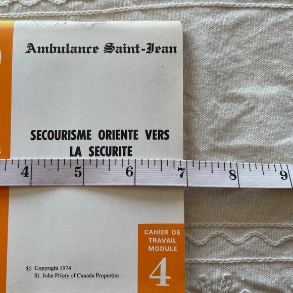 Secourisme orienté vers la sécurité - Ambulance Saint-Jean - Vintage - Picture 8 of 9